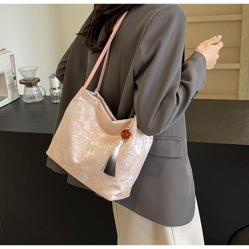 2026 New Summer Large Capacity Tote Bag  Hot Sale Chinese Style Embroidered Handbag, Elegant Underarm & Crossbody Bag for Women Work Commute