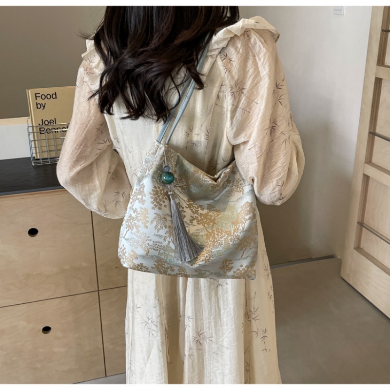 2026 New Summer Large Capacity Tote Bag  Hot Sale Chinese Style Embroidered Handbag, Elegant Underarm & Crossbody Bag for Women Work Commute