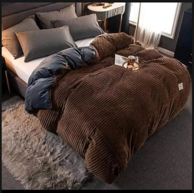 4pcs 6*7 Fts Heavy Fleece Velvet Duvet – The Cosy Bedding Kenya — Available in king sizes, includes a bedsheet and pillowcases, approximately Adds a luxurious look to the bedroom