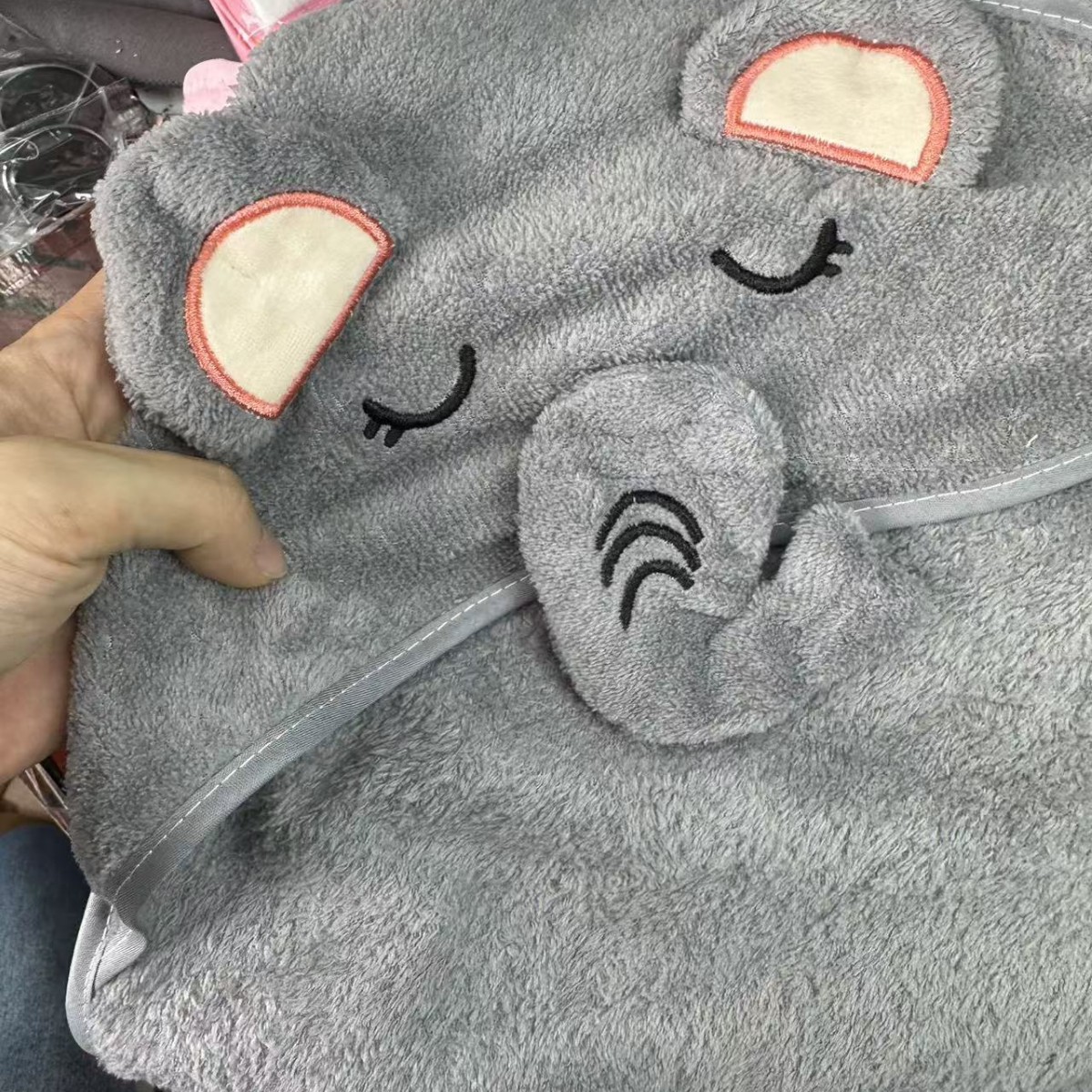 Coral Fleece Baby Hooded Bath Towel Cute Cartoon Animal Cloak Towel Super Absorbent Soft Newborn Bath Wrap Blanket For Infant Kids