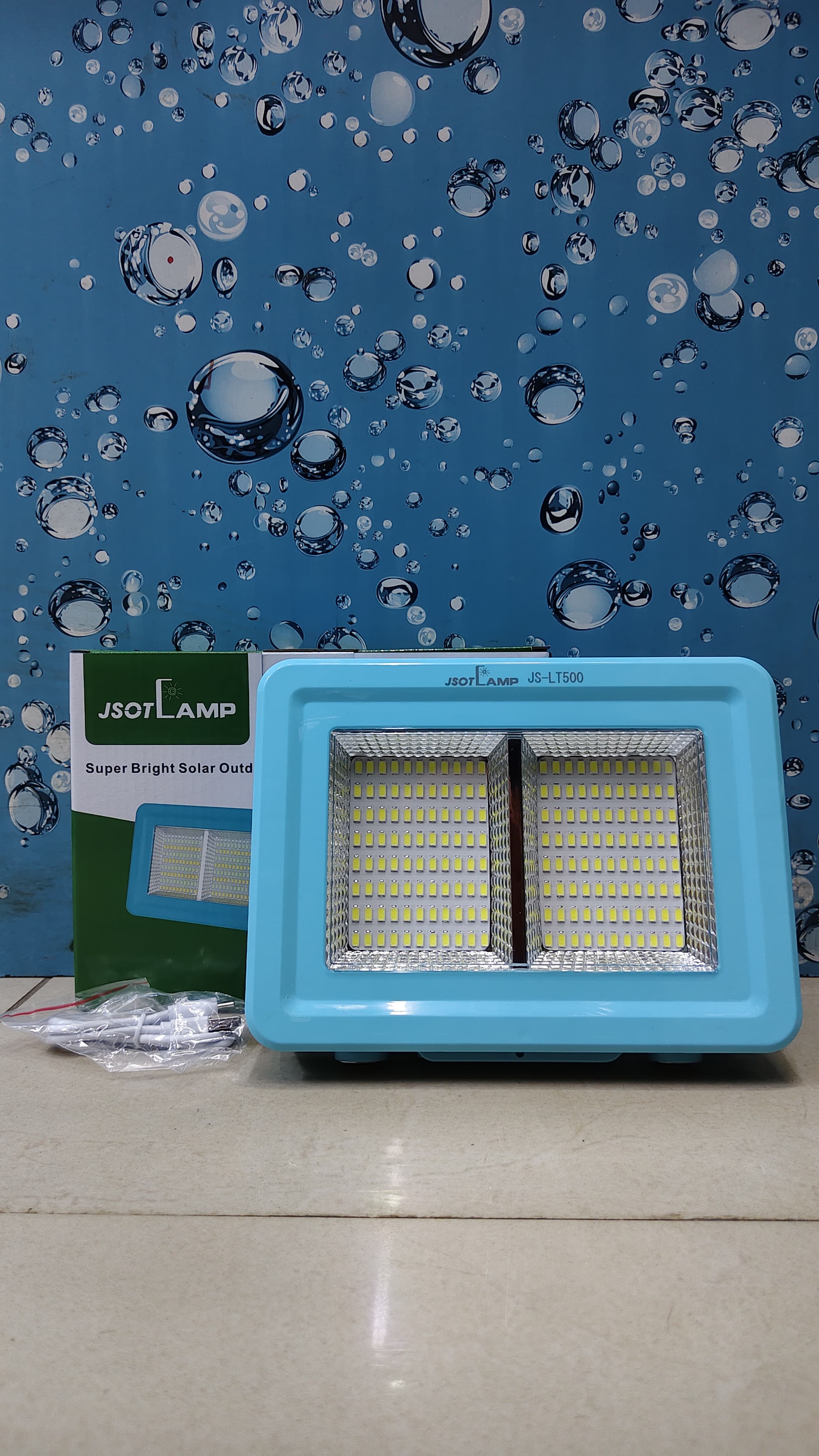 JS-LT500 SOLAR EMERGENCY LIGHT

A practical and reliable lighting solution for everyday use and emergencies.

- Solar powered
- Rechargeable design
- Portable and easy to carry
- Ideal for home and ou