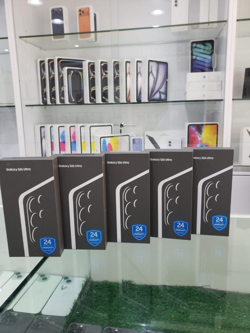 Brand new Samsung S26 Ultra EA