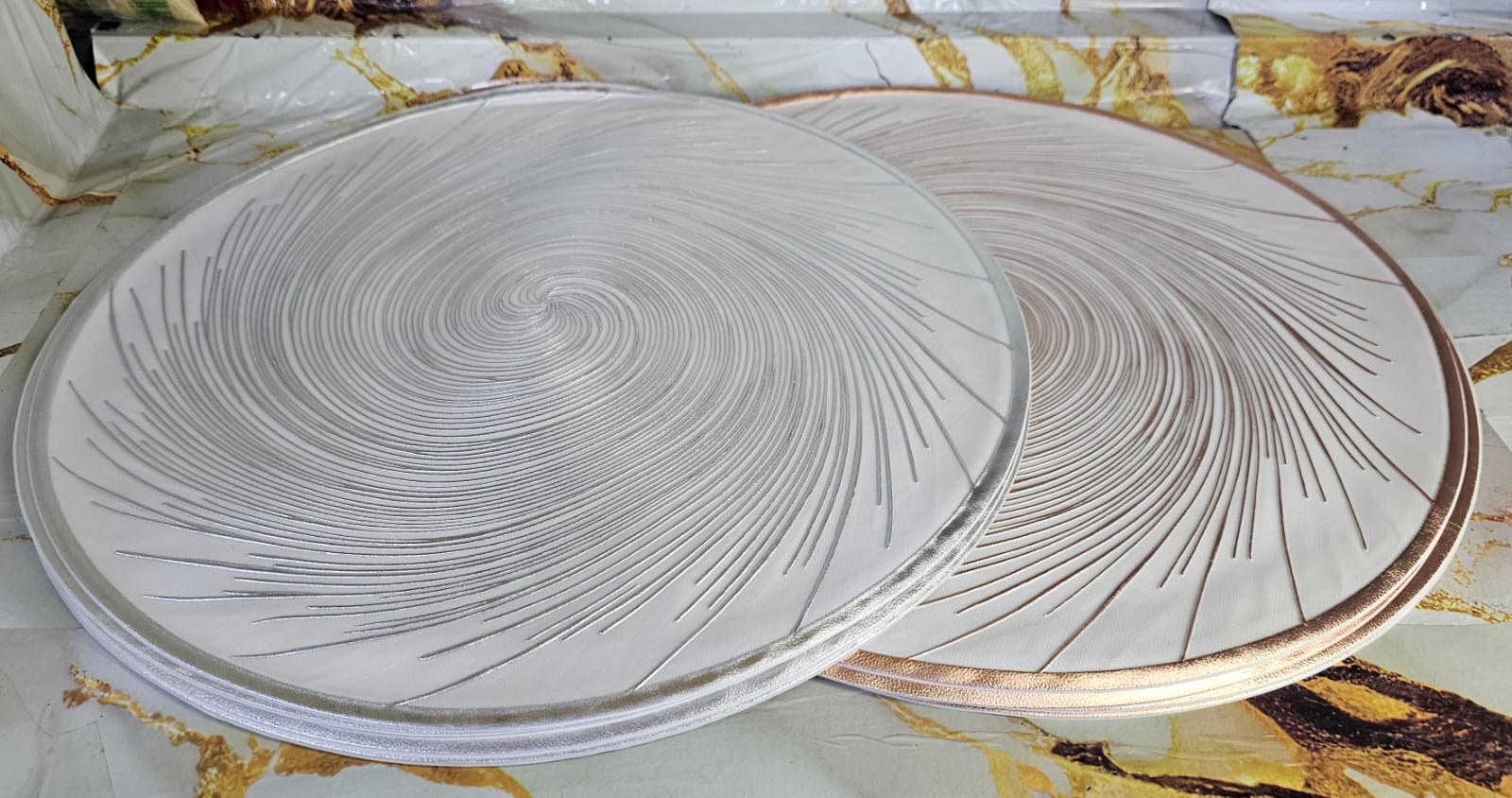 Set of 6PCS High Quality Decorative Table Mats - Stylish Placemats for Dining Table, Kitchen, Office & Home Use - Heat Resistant Table Protectors for Everyday Meals & Decor