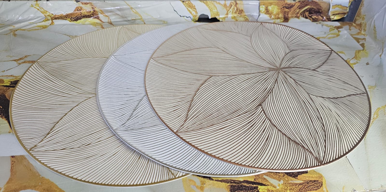 Set of 6PCS High Quality Decorative Table Mats - Stylish Placemats for Dining Table, Kitchen, Office & Home Use - Heat Resistant Table Protectors for Everyday Meals & Decor