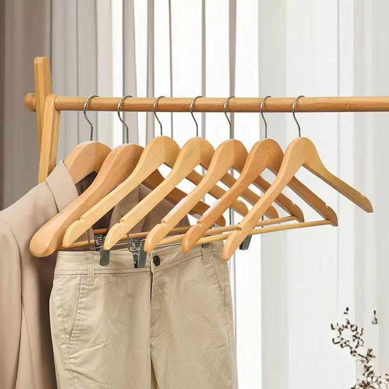Set of 3 Wooden Clothes Hangers – Durable Heavy-Duty Wardrobe Organizer, Smooth Finish, Space-Saving Coat & Shirt Hangers
