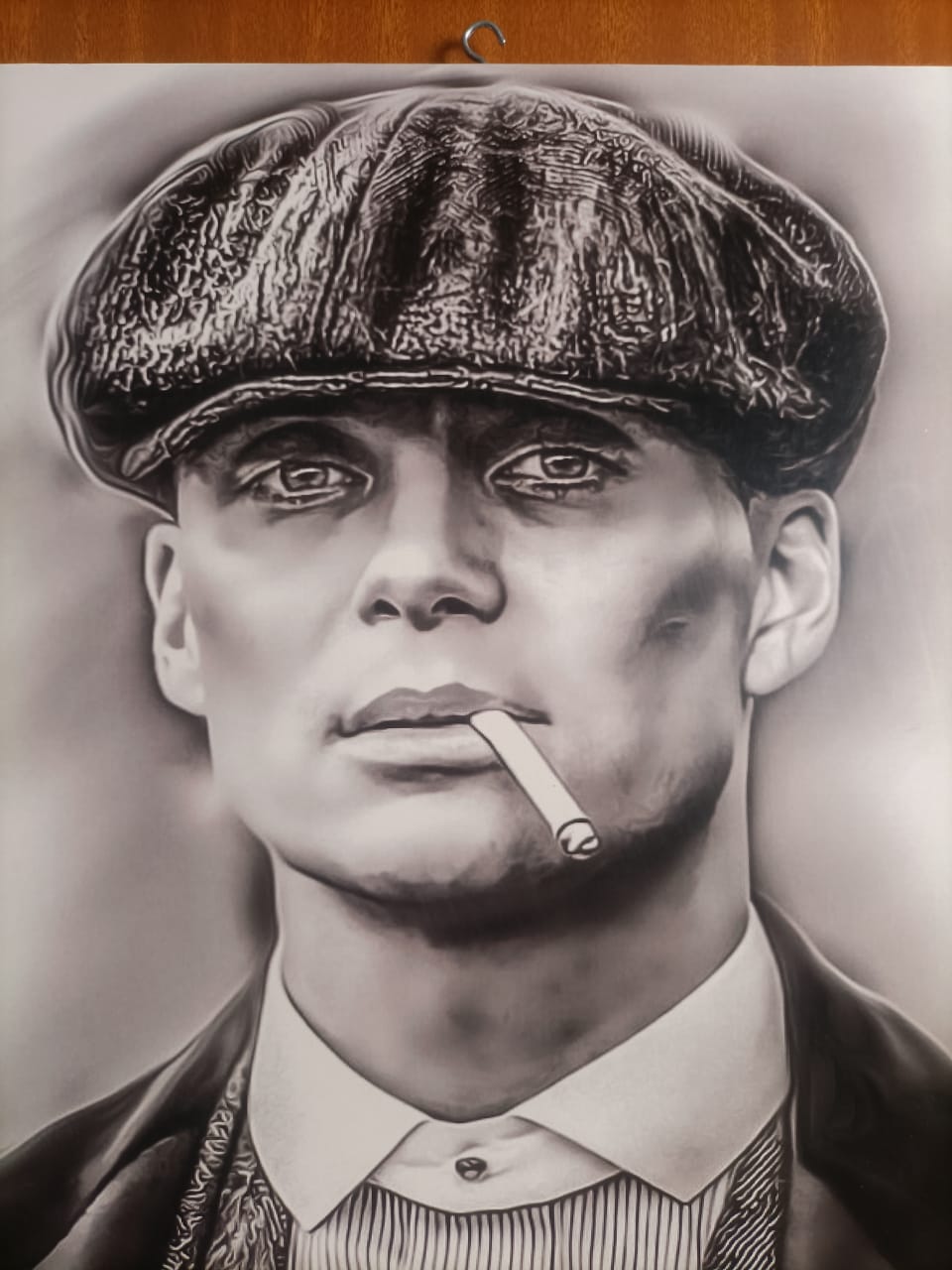 Thomas Shelby (Peaky Blinders) portrait wall art. Signature flat cap, and vintage vintage aesthetic of Cillian Murphy's legendary character.