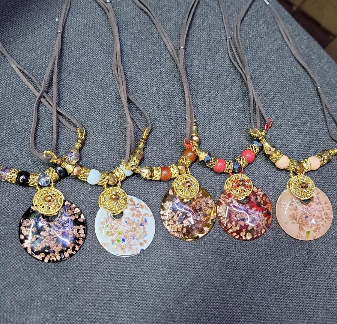 Retro Bohemian Glass Foil Round Disc Pendant Necklace with Adjustable Cord