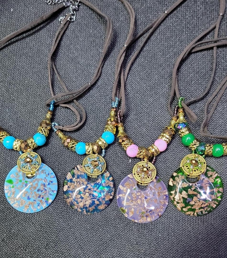 Retro Bohemian Glass Foil Round Disc Pendant Necklace with Adjustable Cord