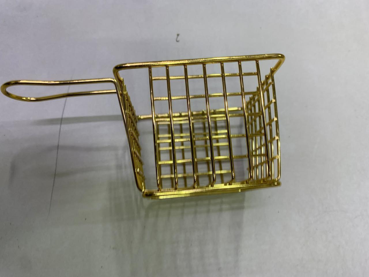 Squared Chips Basket – Stylish Serving Basket for Fries, Snacks & Fast Food. Serve your favorite snacks in a neat and attractive way with this Squared Chips Basket. Designed with a practical square