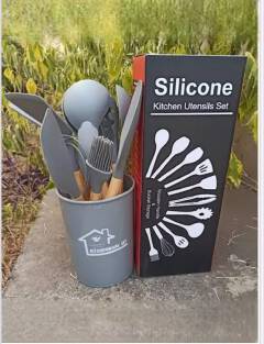 12PCS SILICONE COOKING SPOONS SET
a practical and versatile set of silicone cooking utensils designed for everyday food preparation. the variety of utensils makes it easy to stir, mix, serve and handl