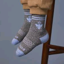5 pairs of Kids assorted socks