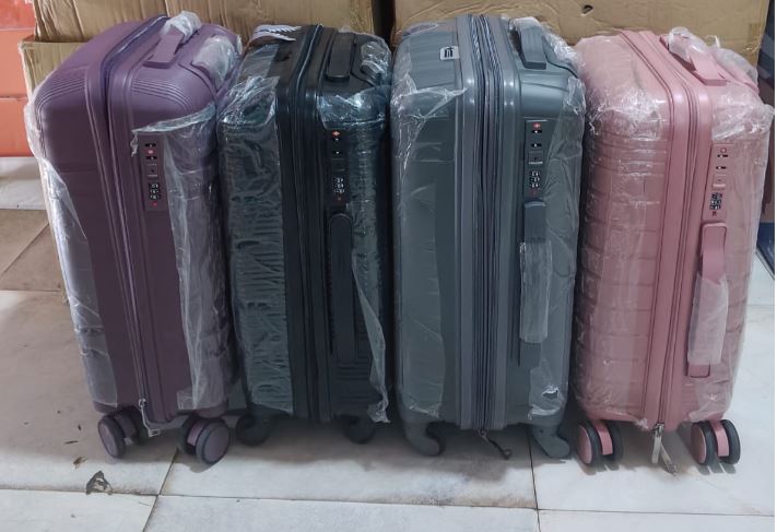 Small Unbreakable Rubber Luxurious Suitcase Briefcase Travel Bag – Lightweight Cabin Size Luggage