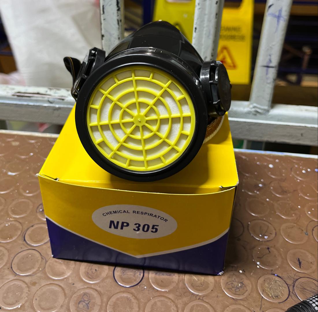 Chemical Respirator Mask NP305 – Single Cartridge Gas Mask for Dust, Fumes & Chemical Vapour Protection