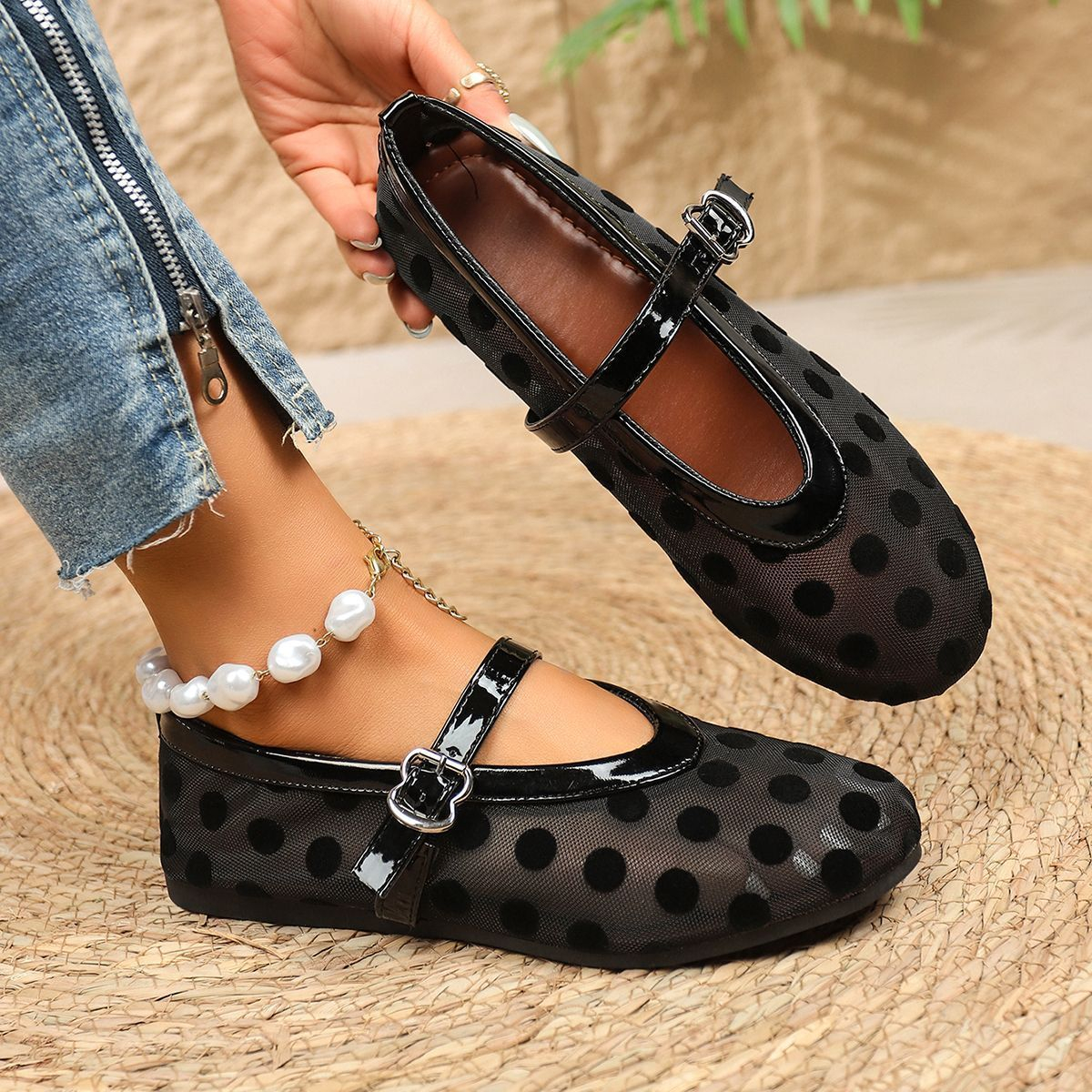 Korean-style polka-dot breathable flat Mary Jane shoes, round-toe design, soft and comfortable to wear