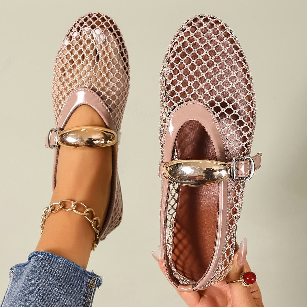 Women Fashion Mesh Fishnet Flat Mary Jane Shoe
Breathable Hollow Out Gold Metal Tubular Arch
Strap Summer Casual Walking Ladies（Bagged）