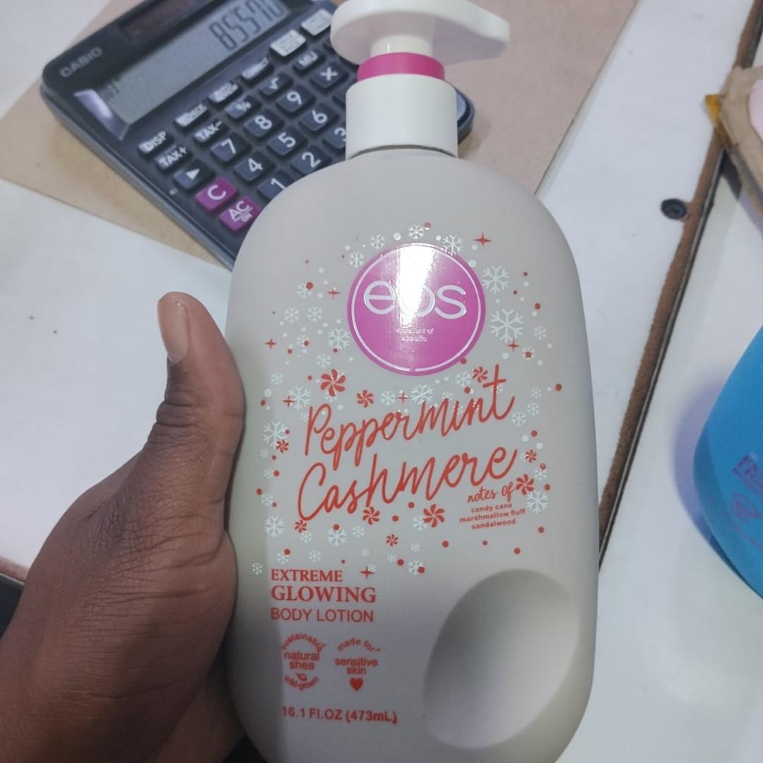EOS Peppermint Cashmere Extreme Glowing Body Lotion – 473ml

Give your skin intense hydration and a healthy-looking glow with EOS Peppermint Cashmere Extreme Glowing Body Lotion. This rich, fast-absor