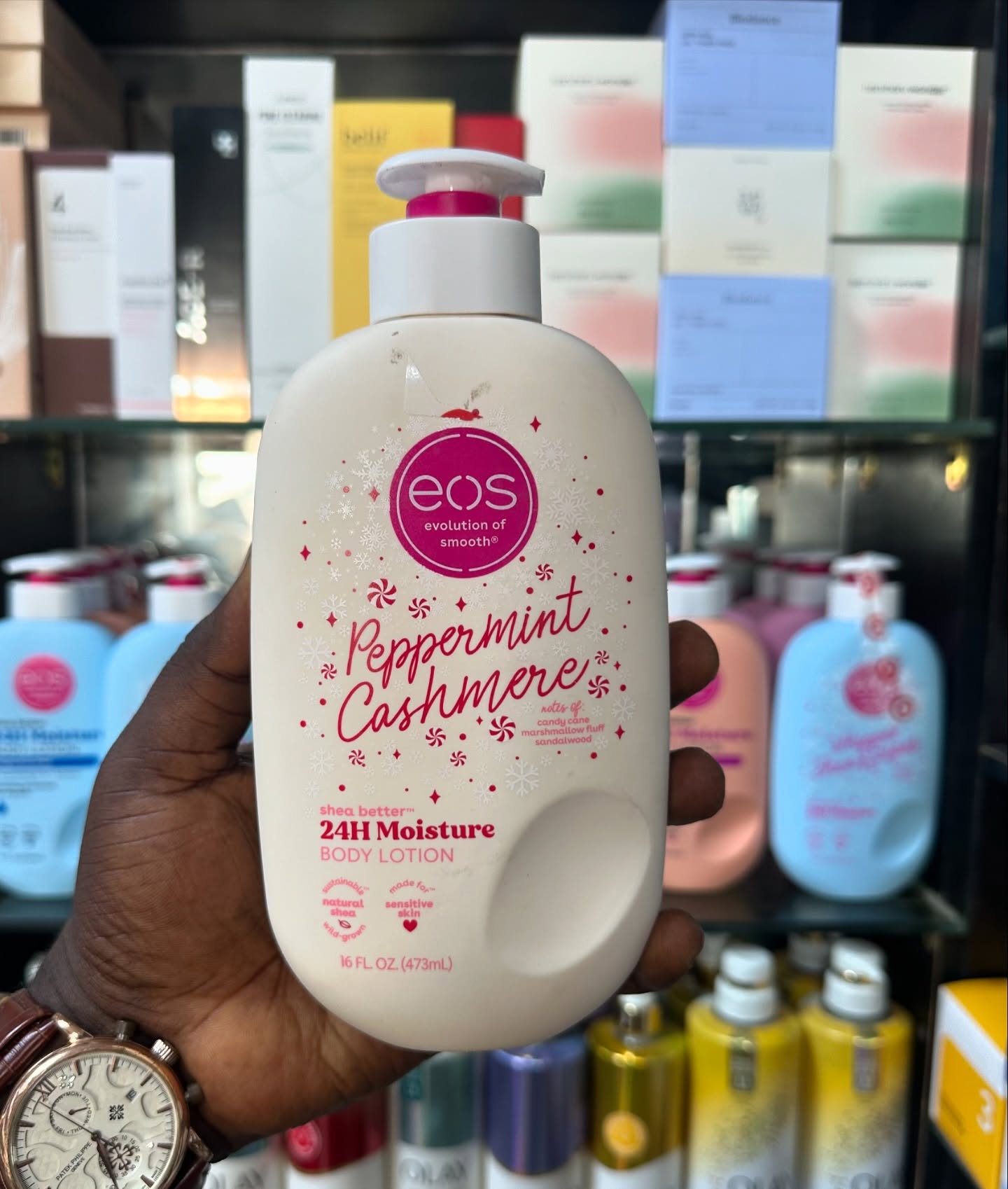 EOS Peppermint Cashmere Extreme Glowing Body Lotion 473ml Moisturizing Body Cream Shea Butter Vitamin E Hydrating Radiant Skin Lotion Soft Smooth Skin Daily Body Care