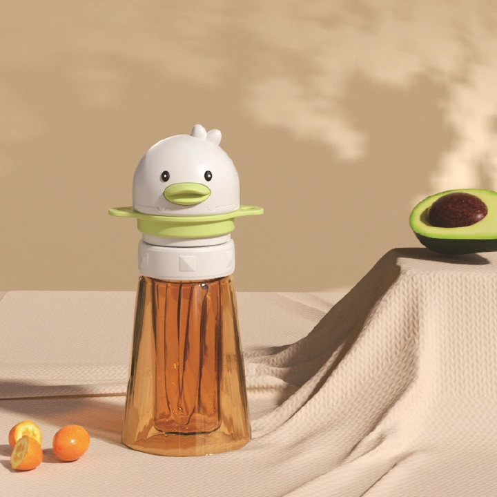 Baby Portable Water Bottle Straw Converter Lid Cartoon Duck Sippy Cap, Leakproof Flip Dust Cover, Detachable Easy Clean Silicone Straw, Fits Most Mineral Water & Juice Bottles, Kids Travel Feeding Acc