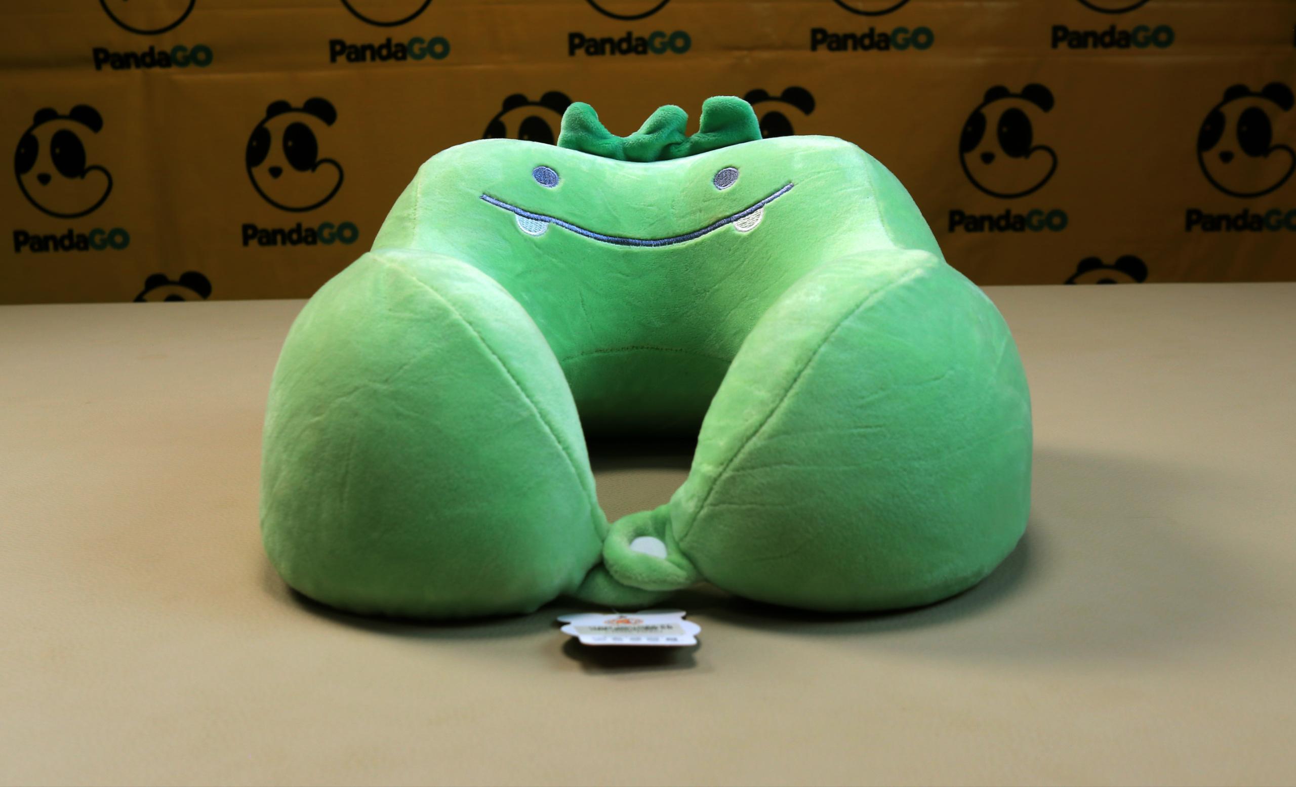 Cute Green Frog Travel Neck Pillow with Matching Sleep Eye Mask Set – Soft Plush U-Shaped Neck Support for Airplane, Car, & Office Naps