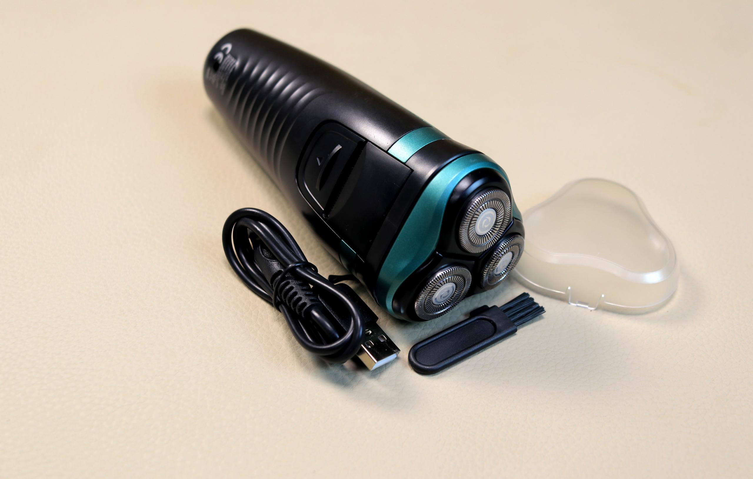 SURKER Professional Electric Shaver for Men (SK-3009) – Rechargeable 3D Rotary Razor with Independent 360-Degree Face-Close System & Ultra-Thin Double Ring Blades