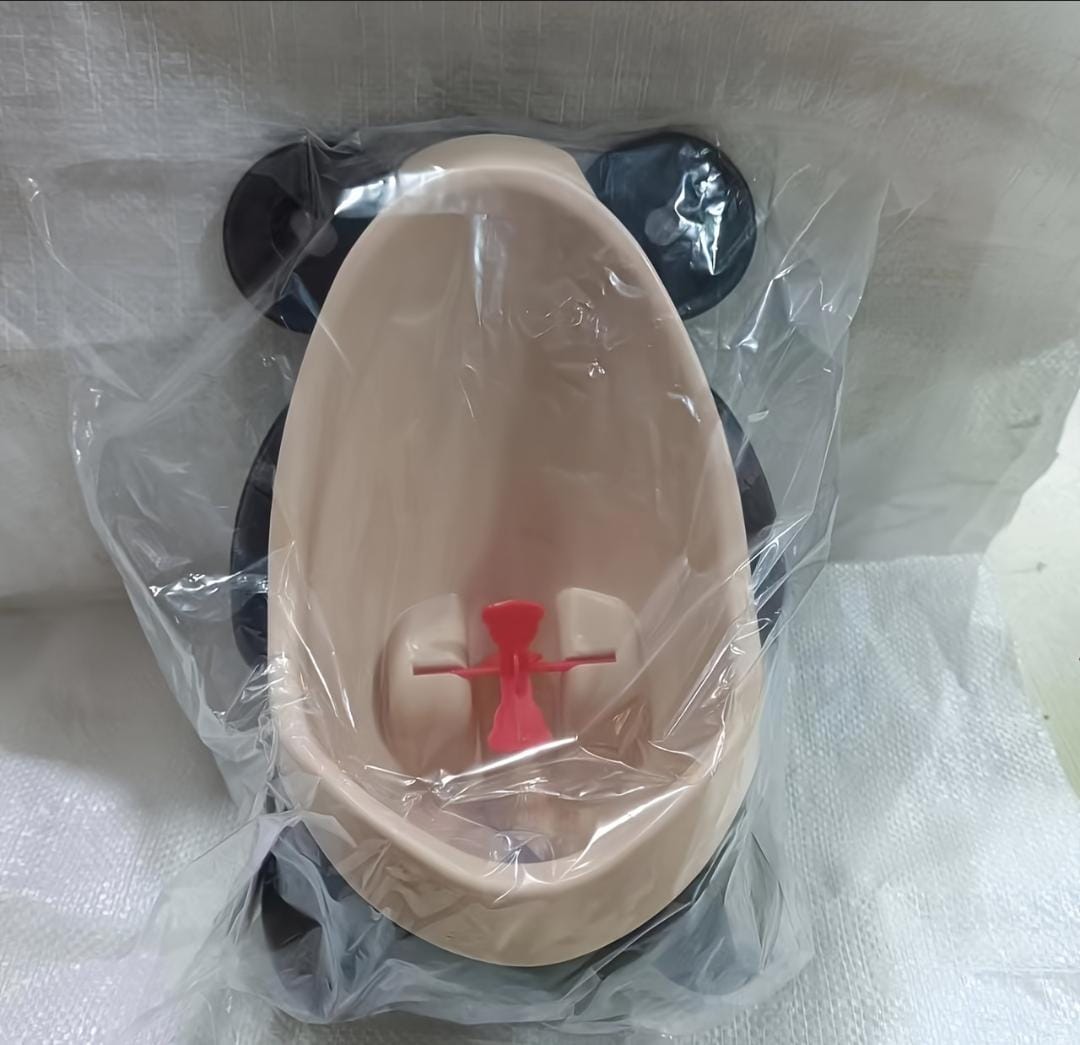 *Back in stock*‼️‼️❗*Baby boy kids urinal potty trainer now🎀 
Stick by suction or hook)*