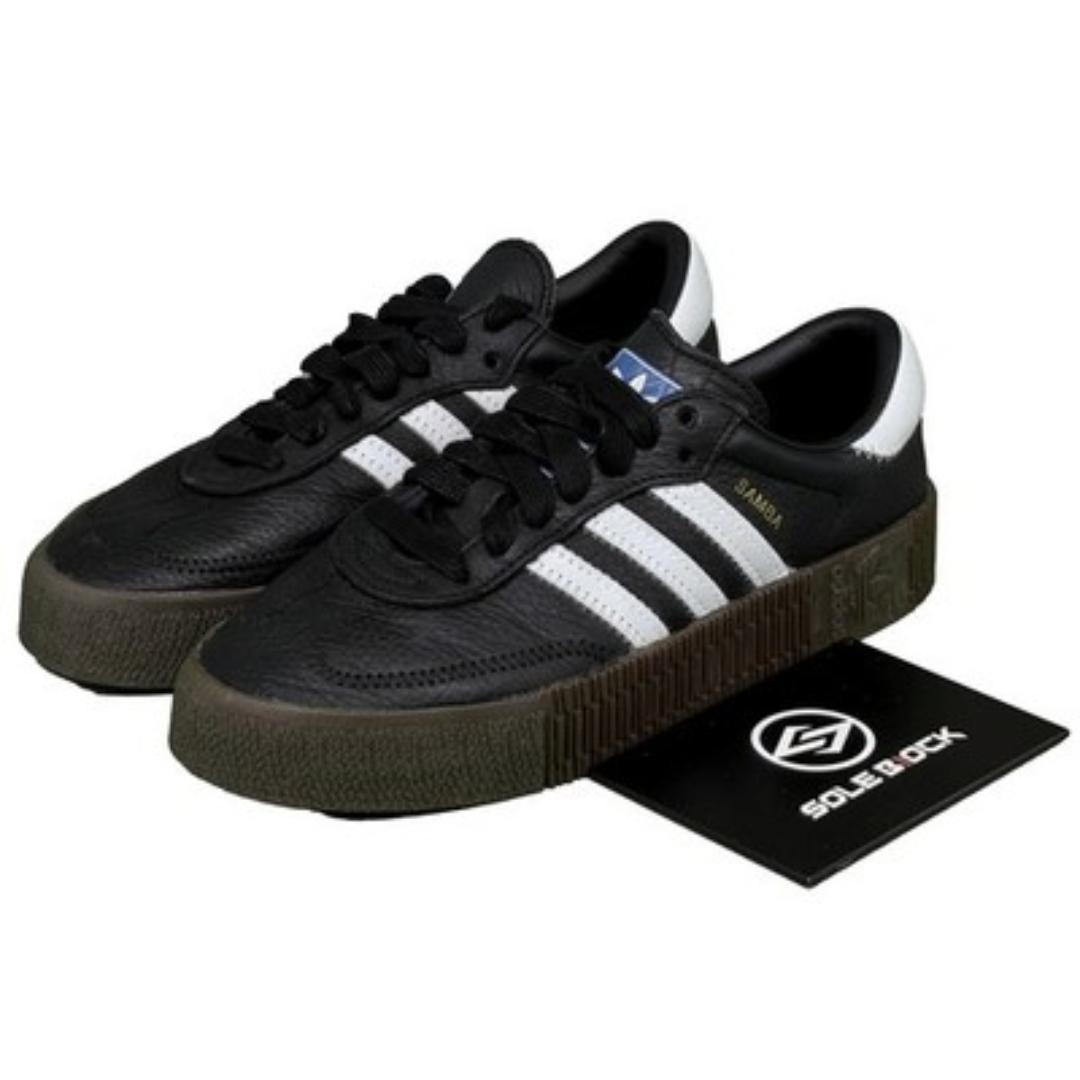 Stylish Unisex Samba Sneaker-Classic White & And Black Casual Shoes ,Comfortable Everyday Sneakers For Men And Women ,Trendy fashion Footwear For All Occasions