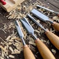 Professional 1/2 Inch   and 3/4 Inch Wood Chisel High Carbon Steel Bevel Edge Bench Chisel with Wooden Handle for Carpentry Joinery Wood Carving DIY Woodworking Hand Tool Carpenter Supplies