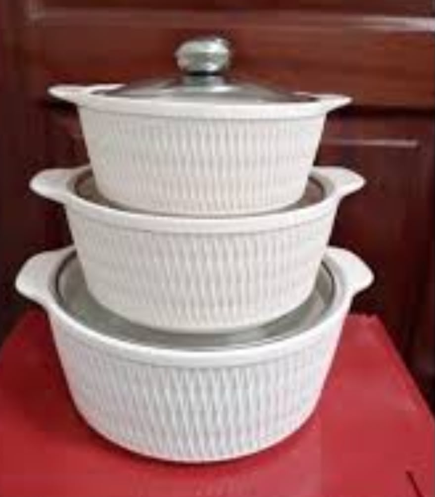 OFFER OFFER ! Set of 3 Ceramic White Soup Pots.These ceramic serving dishes can be used as serving dishes for prep, salad, pasta, soup, and small mixing bowls for cake cookie.
Lid Keeps Food Fresh.