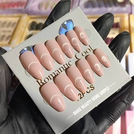 12 PCS Press-On Gel Nails – Reusable False Nails, Nail Art Tips