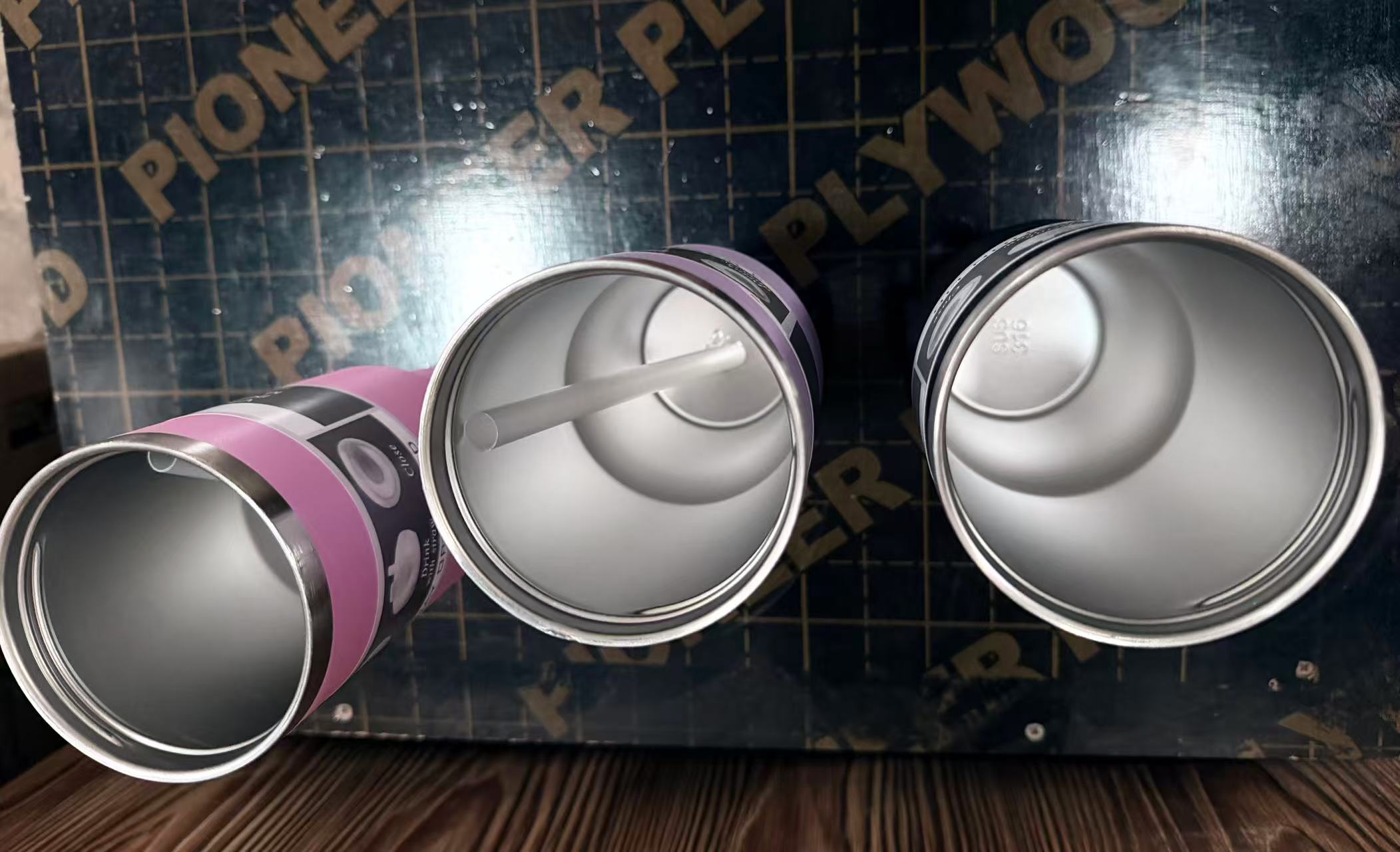 900ML Stainless Steel Car Cup 3-in-1 Set Introduction with 2 plastic water bottle Premium Quality Stainless Steel
Heat Resistant Durable & Impact Resistant Minimalist Office Design Perfect for Travel