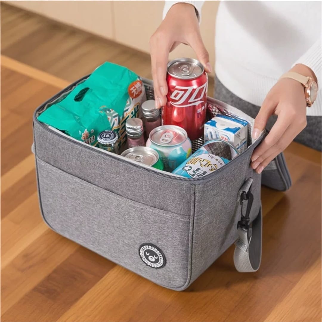 Large Capacity Insulated Lunch Bag – Spacious Portable Food Storage Bag for Meals & Snacks, Shoulder Carry Lunch Tote for School, Work, Picnics, Travel & Everyday Use