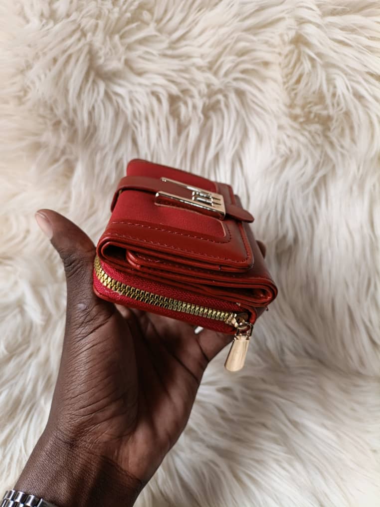Women's Compact Red Tri-Fold Leather Wallet – Multi-Card Holder, Zippered Coin Pocket & Gold Metal Logo Clasp