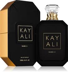 Kayali Eau de Parfum (Fleur Majesty Rose Royale, Yum, Lovefest Burning Cherry, Eden Sparkling Lychee, Utopia Vanilla Coco, Capri, Dejavu, Vanilla 28, Eden Juicy Apple, Vanilla Candy Rock Sugar,Oudgasm