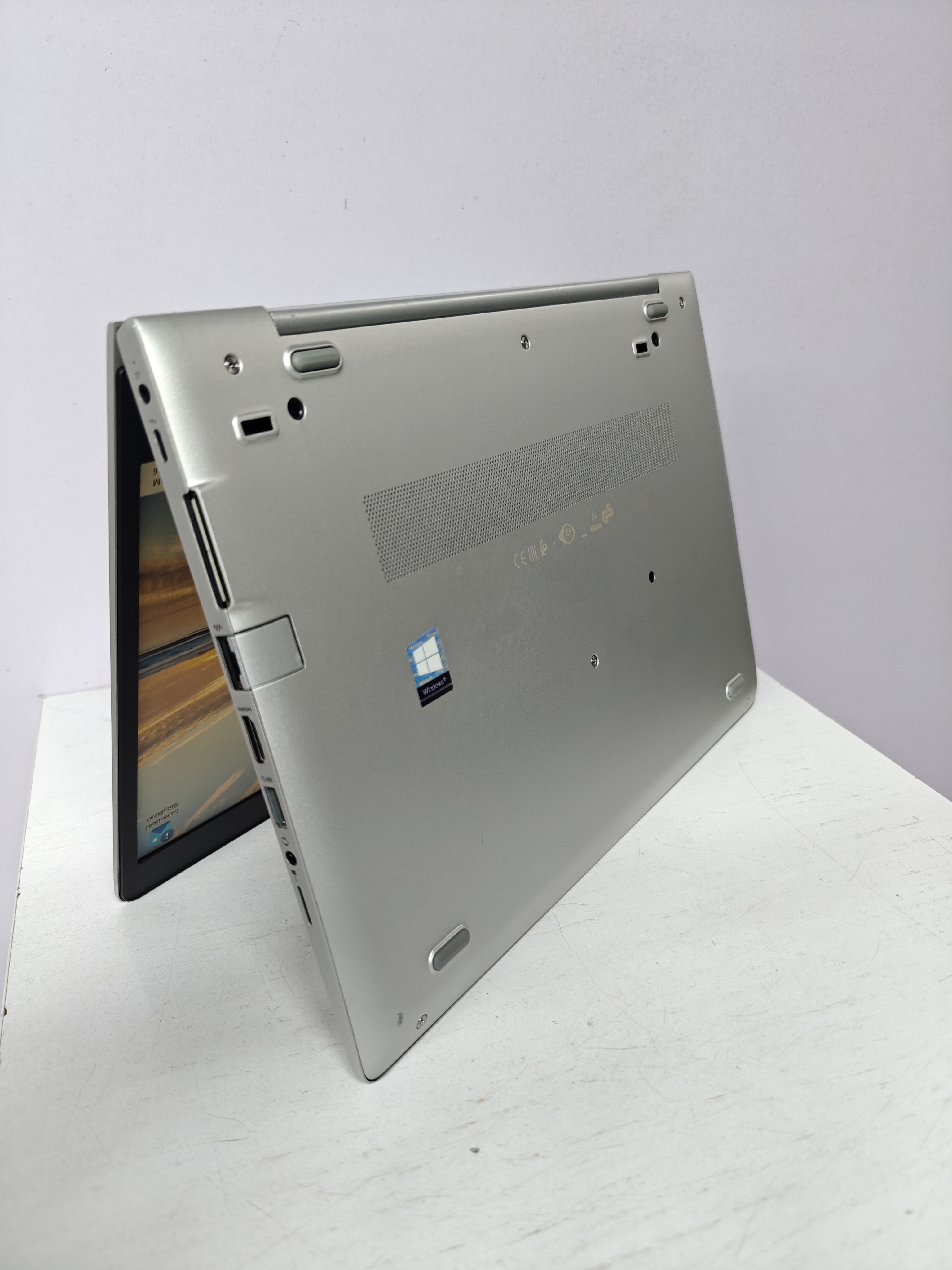Hp 830 G5 core i5 8th Gen 8gb ram 256ssd