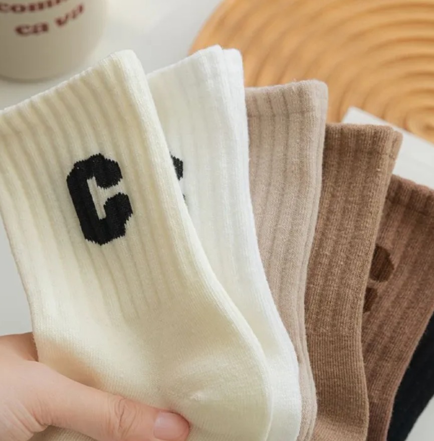 Socks 5 Pairs Cotton Stockings Bling Ladies Trend All-fit Mid-tube Socks Autumn Winter Vertical Bar Letter Kinematic Growth Socks women clothes