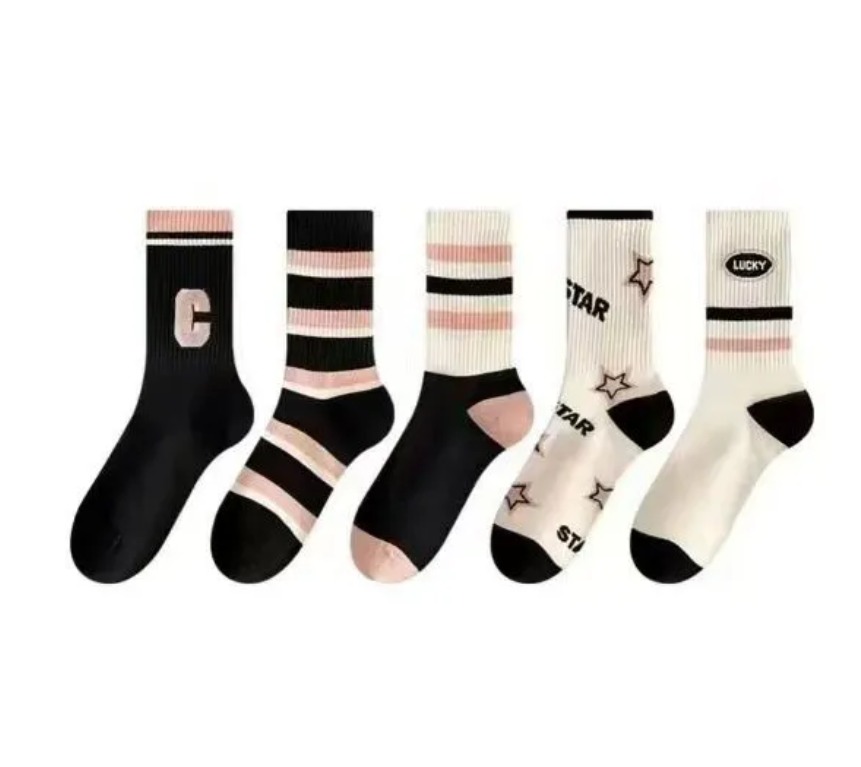 Socks 5 Pairs Cotton Stockings Bling Ladies Trend All-fit Mid-tube Socks Autumn Winter Vertical Bar Letter Kinematic Growth Socks women clothes