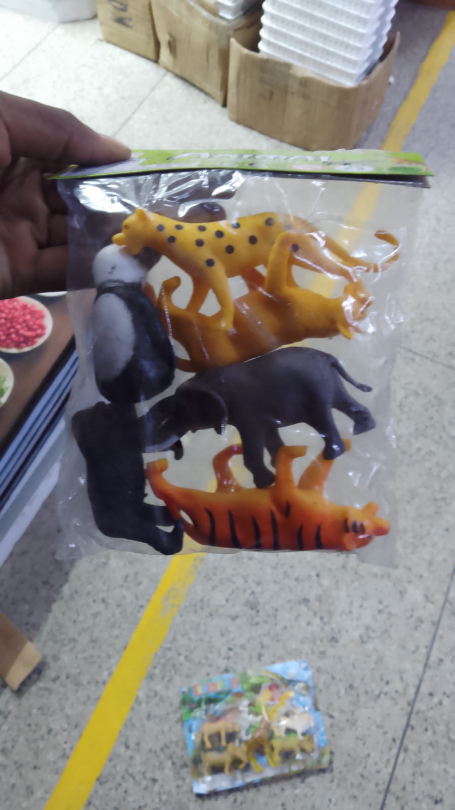 Wild ANIMAL TOY SET – Educational Plastic Animal Figurines for Kids’ Play and Learning Durable Build, Ages 3+, Assorted Wildlife Models
