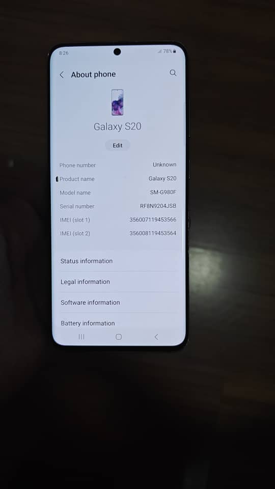 Refurbished Samsung Galaxy S20 (8GB/128GB) - Small Screen Dot / Fully Functional