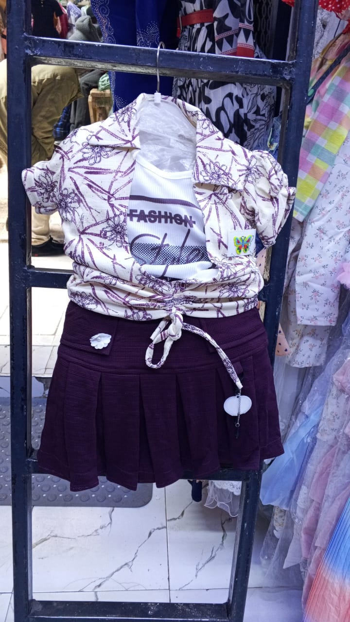 Cute girls Clothing Set Children 3 Piece Outfits Floral Print Shirt T-Shirt Pleated Skirt Kids Fashion Clothes Suit Toddler Girl Casual Party Wear School Uniform Style Purple White