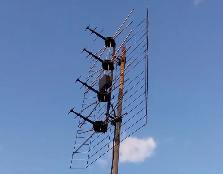 JETA TV AERIAL ANTENNA

Enjoy clear and reliable television reception with the JETA TV Aerial Antenna, designed to help you receive available terrestrial TV signals for an improved viewing experience.