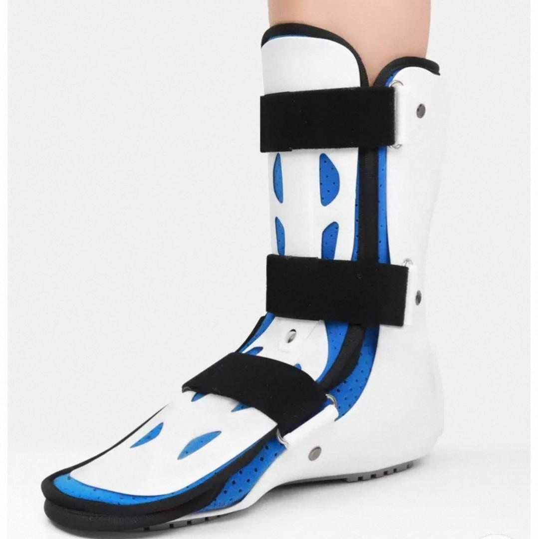 PNEUMATIC STANDARD WALKER BRACE – MOON BOOT