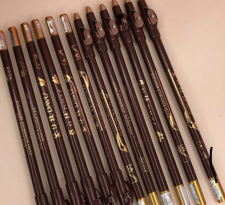 Davis Eyebrow Pencil