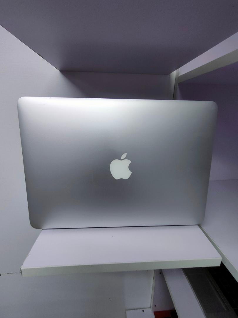 Refurbished MacBook air 2017
