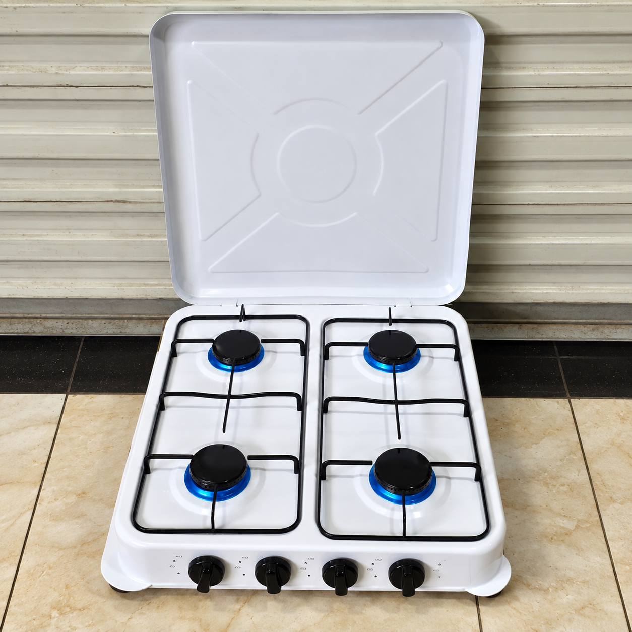 Smartpro SGS-506B 4 Burner Table Top Gas Stove with Lid - White