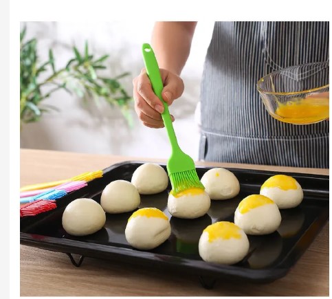 ESSENTIAL Pastry Brush Oil Basting Brush Silicone Heat Resistant Pastry Brush