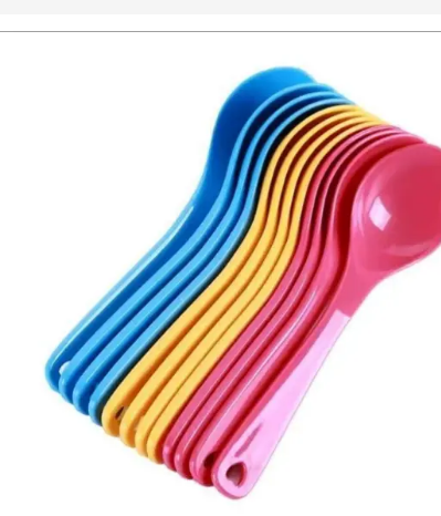 DEAL MOTO MOTO!!! BPA Free plastic. 12 pcs high quality kitchen Portable coloured baby spoons
