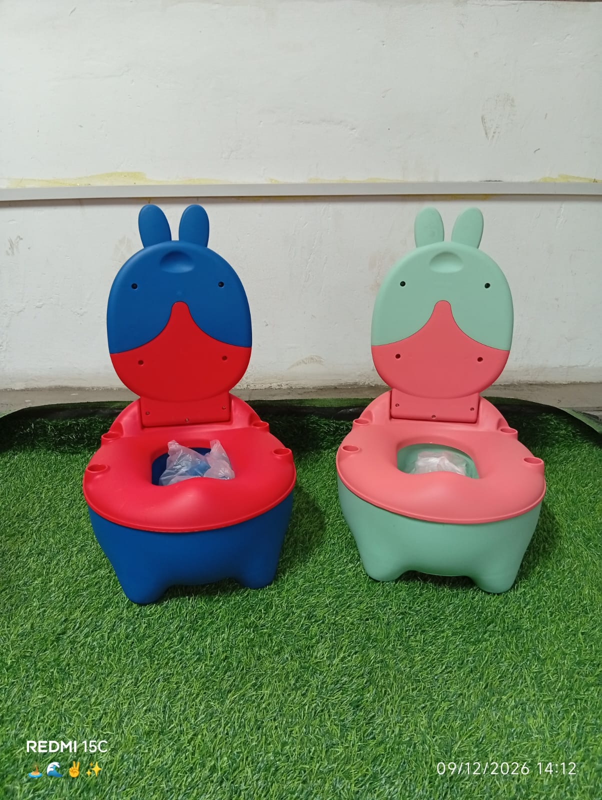 Baby Potty Training Toilet Seat for Toddlers Comfortable Portable Childrens Potty Chair Safe Stable Design Easy to Clean Lightweight Compact Bathroom Training Seat for Boys Girls Home Travel