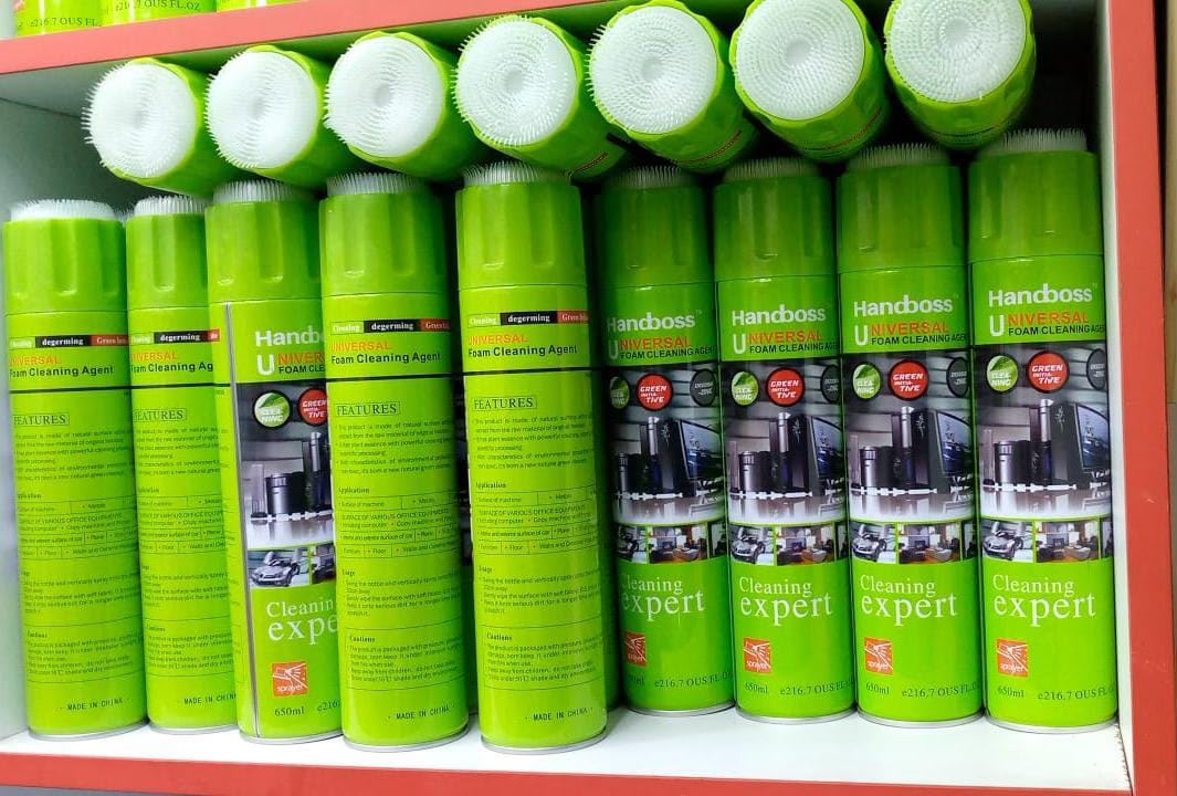 🔥 NEW ARRIVAL 🟢 HANDBOSS FOAM CLEANER – GREEN 💚🧼 HIGH-QUALITY CLEANING AGENT FOR SHOES, HANDBAGS & SUITABLE SURFACES 👟👜✨ HELPS REMOVE DIRT AND STAINS FOR A FRESH, CLEAN LOOK! 💯🫧