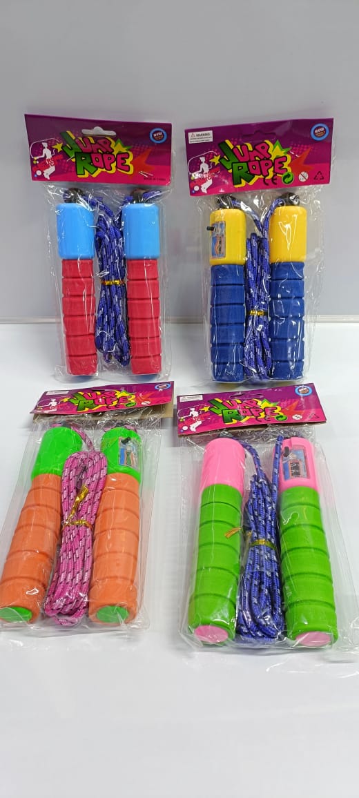 Digital Counting Skipping Rope – Fitness Jump Rope with Counter, Built-in digital counter tracks jumps accurately, Adjustable rope length for kids, teens and adults.
