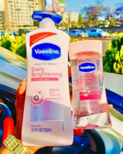 🔥🔥🔥 Limited wholesale offer only best quality and best products
725 mlVaseline Daily Brightening Even Tone Lotion